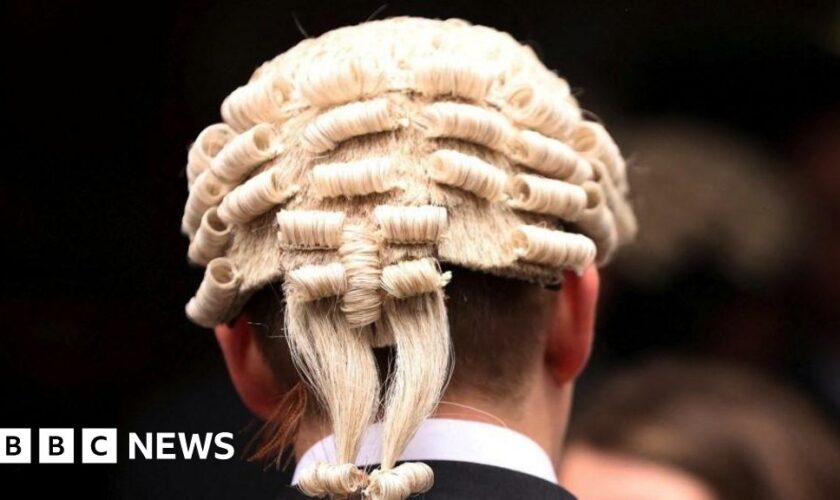 Juryless rape trials pilot axed by Scottish government