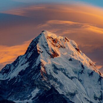 L'Everest continue de prendre de la hauteur chaque année