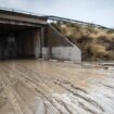 La Dana se aleja de Granada pero deja carreteras cortadas, puentes rotos, ríos desbordados y cultivos anegados