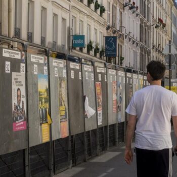 La crise démocratique s’est amplifiée en France depuis la dissolution