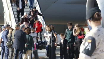 Llegan a Madrid los dos aviones militares procedentes del Líbano con más de 200 españoles evacuados