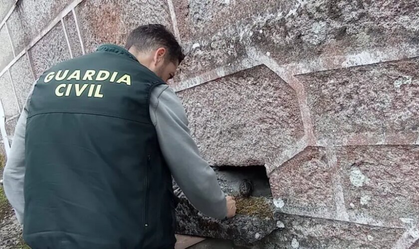 Localizan una granada con carga activa en una casa deshabitada en Orense