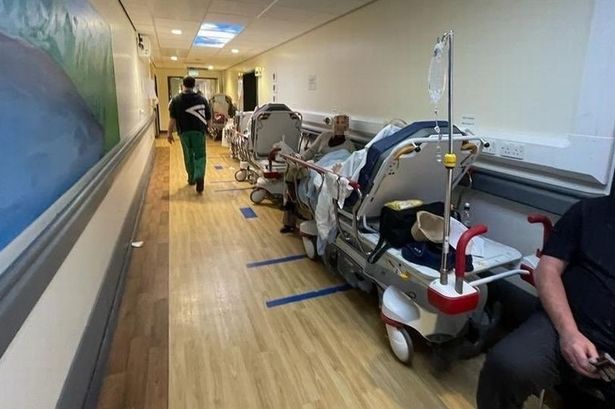 Longer A&E waits as experts warn the NHS is going into winter 'in bad shape'