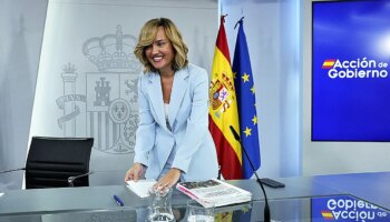 Mentir con Alegría en la sala de prensa de Moncloa: reinventa el auto de los ocho varapalos a Begoña Gómez