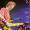 Muere el músico Phil Lesh, cofundador de Grateful Dead, a los 84 años