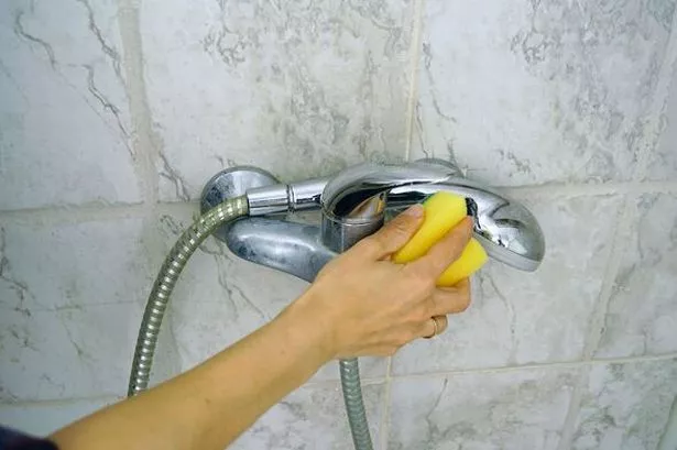 'Never use common household item to clean showerhead – it can cause disgusting problems'