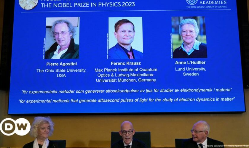 Nobelpreis für Physik geht an drei Teilchenforscher