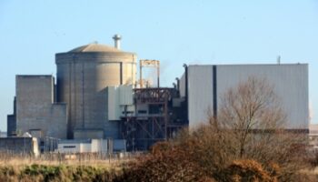 Nucléaire : Greenpeace s’introduit dans la centrale de Gravelines pour dénoncer le risque de submersion