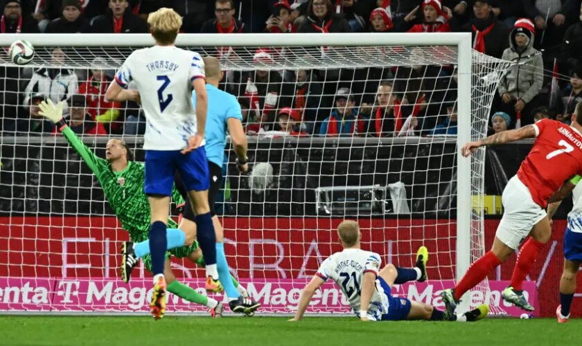 Nyland encaja cinco goles en el Austria - Noruega