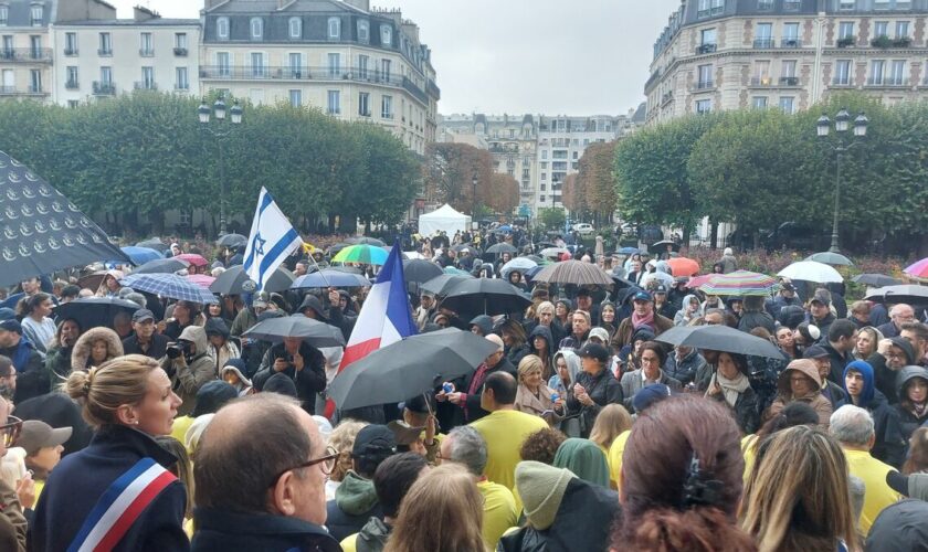 « On pense à eux tous les jours et on prie pour la paix » : Levallois n’oublie pas les 101 otages du 7 octobre