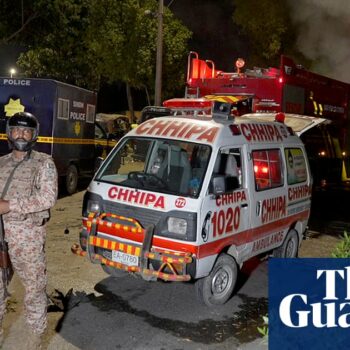 One killed and 10 injured in explosion near Karachi airport