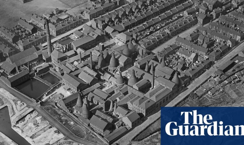 Pioneering aerial photographer’s pictures show England of the 1930s