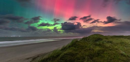 Polarlichter und Komet Tsuchinshan-Atlas: Was in diesen Nächten am Himmel flimmert - und wie man es fotografiert