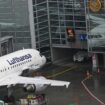 Über den Verlauf des wichtigen Sommerquartals berichtet die Lufthansa. Foto: Arne Dedert/dpa