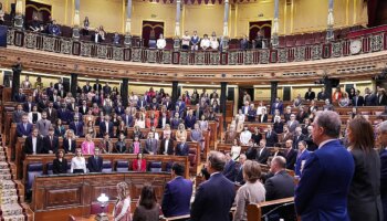 Reconstrucción de la mañana de la "bajeza moral" en el Congreso: "Los diputados no vamos a achicar agua"