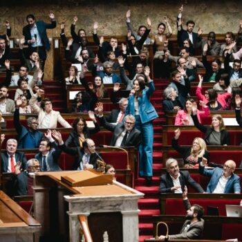 Réforme des retraites: piégé par le RN, le NFP doit choisir entre la fin et les moyens