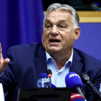 Rentrée européenne agitée pour Orban à Strasbourg