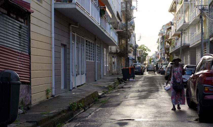 « Sans électricité, plus rien ne fonctionne » : la Guadeloupe à l’épreuve du black-out total