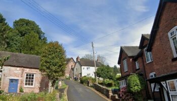 Steepest hill in UK where 10 cars each day fail to make it up the top