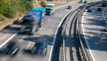 Die Strecke ist nach Angaben der Autobahn HGmbH bereits seit 2017 sanierungsbedürftig. (Archivbild) Foto: Fabian Sommer/dpa