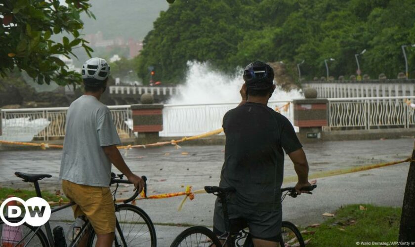 Taiwan mobilizes troops, shuts schools as Typhoon Krathon approaches