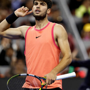 Tennis : la vidéo du point fabuleux d’Alcaraz, vainqueur de Sinner, dans le tie-break décisif à Pékin