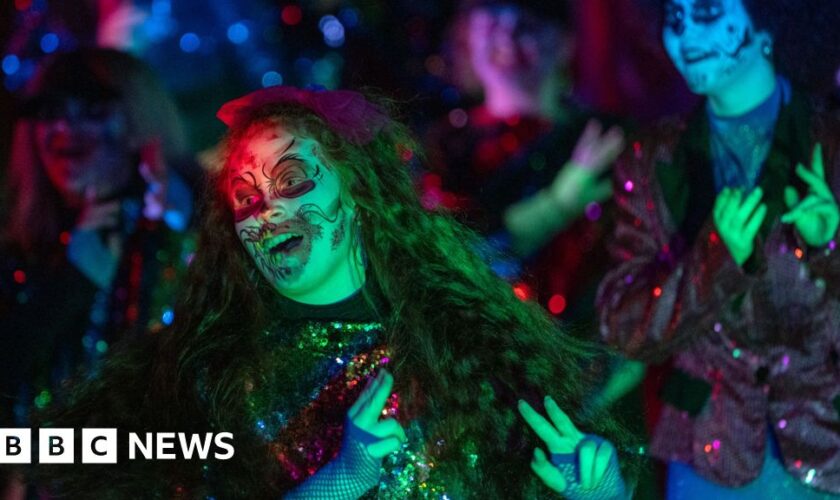 Thousands at Europe's biggest Halloween party