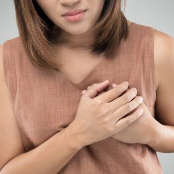 Two early warning signs you could be about to have a heart attack - and what to do immediately