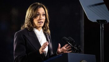 US-Wahl 2024: Bei Trump-Sieg: Kamala Harris warnt vor "mehr Chaos, mehr Spaltung"