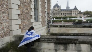 Un an après le 7 octobre, la solitude des Juifs français