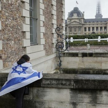 Un an après le 7 octobre, la solitude des Juifs français