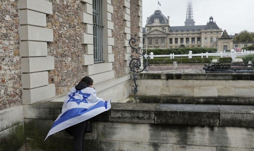 Un an après le 7 octobre, la solitude des Juifs français