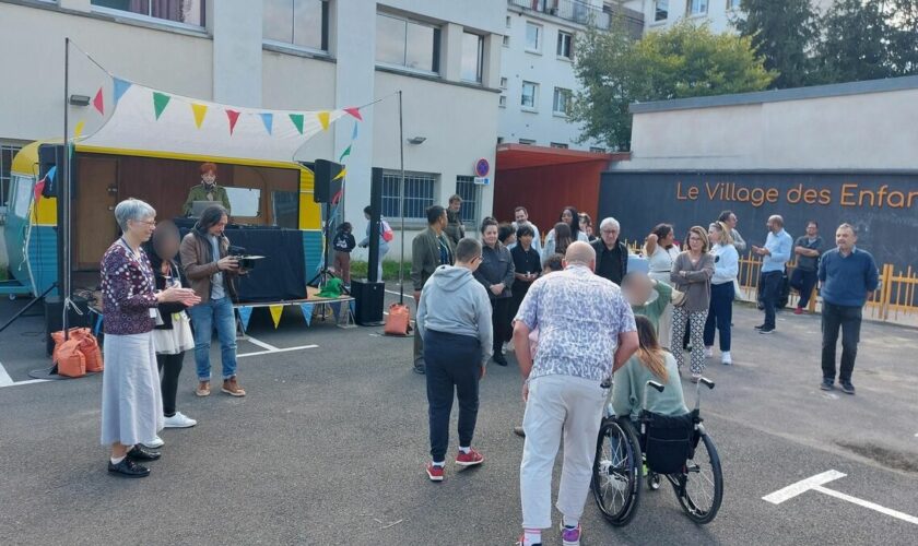 « Un cadeau magnifique » : avec sa scène itinérante, le Festi’ Val de Marne amène la culture partout