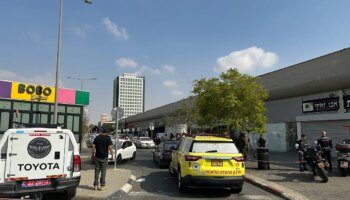 Un muerto y 10 heridos en un tiroteo en una estación de autobuses del sur de Israel