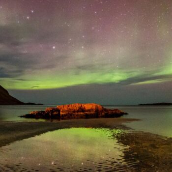 Une tempête solaire et ses aurores boréales attendues sur Terre jeudi