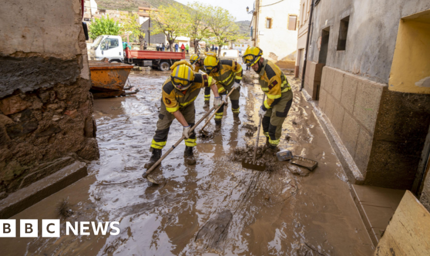 Watch: The weather conditions that caused devastating flash flooding in Spain