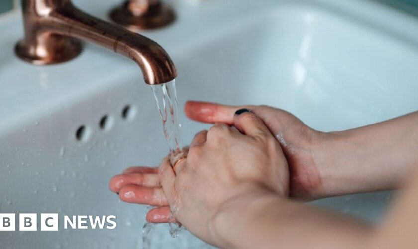 Water companies must return £158m over poor performance