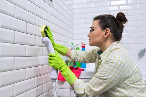 Your bathroom will sparkle if you clean it with sauce everyone has in their home