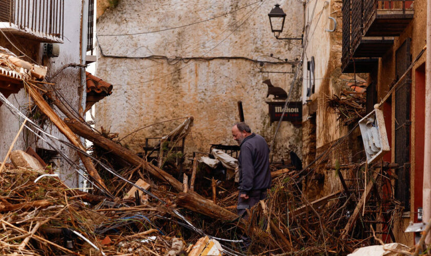 Inondations en Espagne : le bilan monte à 158 morts selon les services de secours