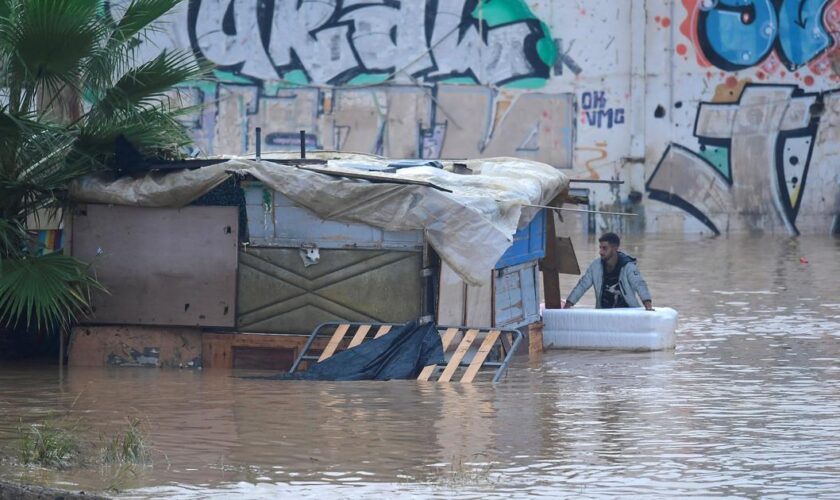 À Paiporta, épicentre des inondations : “plus rien ne sera jamais comme avant”