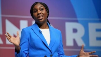 Kemi Badenoch zur neuen Chefin der britischen Konservativen gewählt