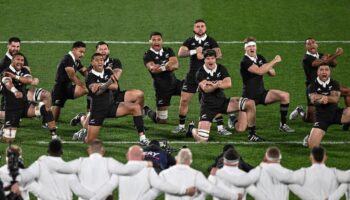 England vs New Zealand LIVE rugby: All Blacks visit Twickenham after haka controversy