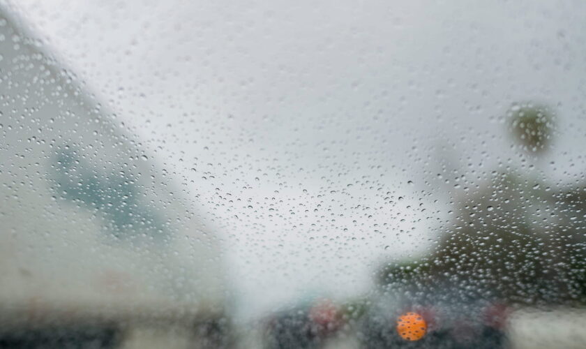 L'astuce trop peu connue qui supprime la buée sur les vitres de voiture et ne coûte même pas un euro