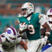 Dolphins' Jonnu Smith rips Buffalo ahead of Bills game: 'Worst place you can be'