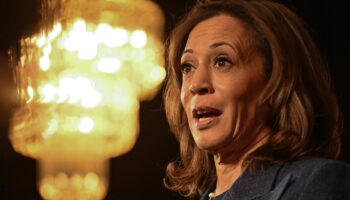 Kamala Harris annonce avoir voté par correspondance, mais ce n’est pas ce que les républicains retiennent