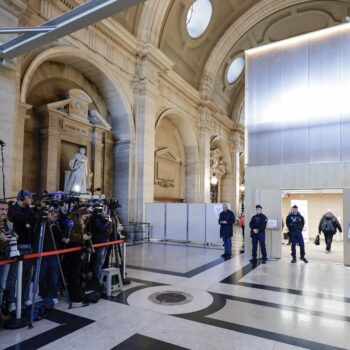 Islamistische Gewalt: Prozess wegen Hasskampagne vor Mord an Samuel Paty begonnen