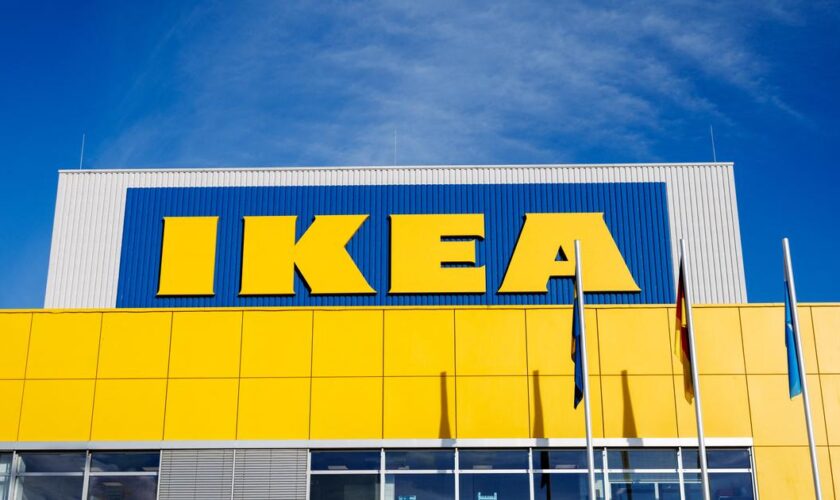 Ikea veut indemniser d’anciens détenus, forcés à travailler pour sa filiale est-allemande