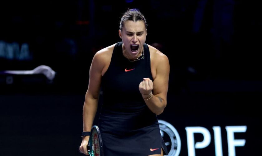 Aryna Sabalenka withstands Jasmine Paolini fight-back to seal WTA Finals progress