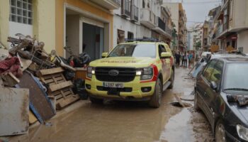 'This is the smell of a horror story': How firefighter worked 36 hours to rescue Spanish flood victims