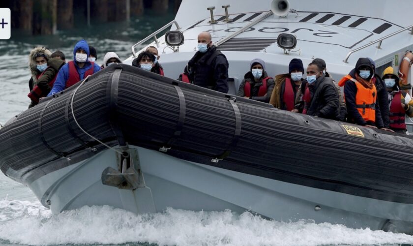 Schleuser im Ärmelkanal: Anti-Terror-Methoden sollen Flüchtlingsboote stoppen